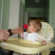 je�t� klaunsk� nos a jede se domu